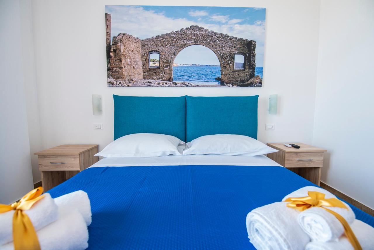 White Apartments & Spa Avola Bagian luar foto