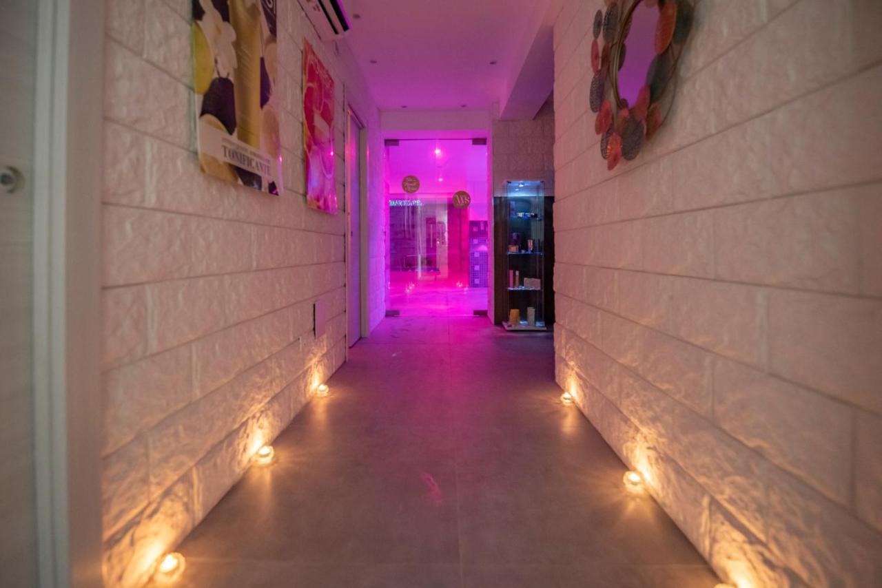 White Apartments & Spa Avola Bagian luar foto