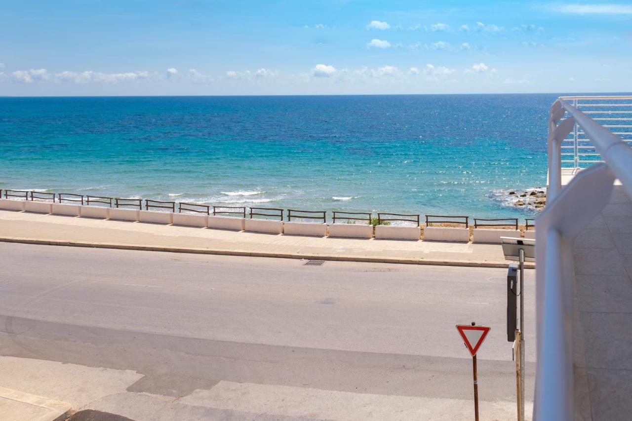 White Apartments & Spa Avola Bagian luar foto