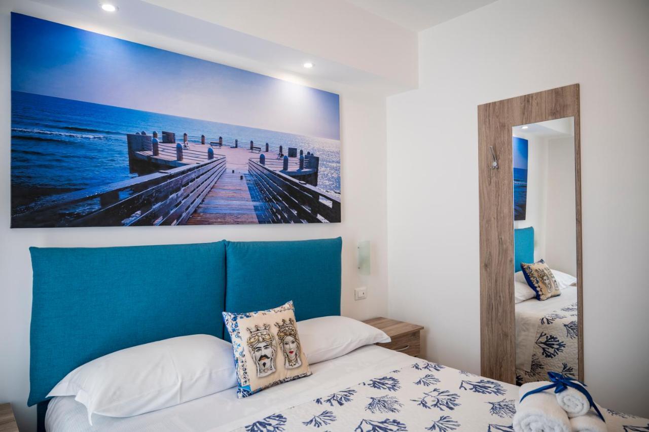 White Apartments & Spa Avola Bagian luar foto