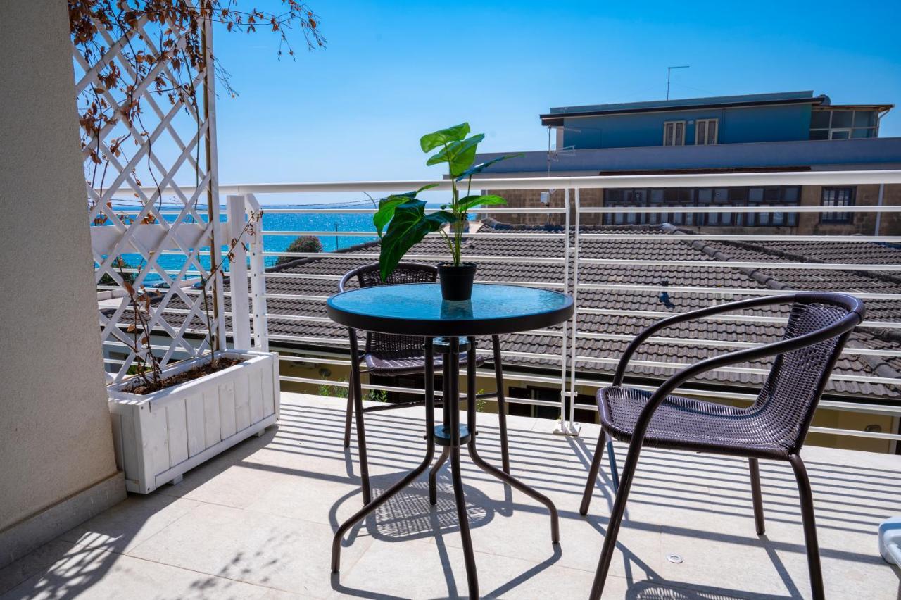 White Apartments & Spa Avola Bagian luar foto